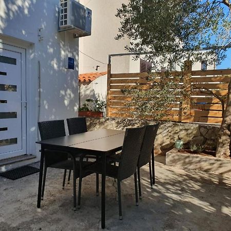 Apartman Marino Murter Exteriör bild