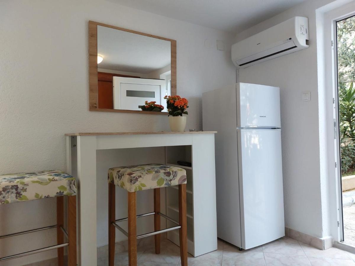 Apartman Marino Murter Exteriör bild